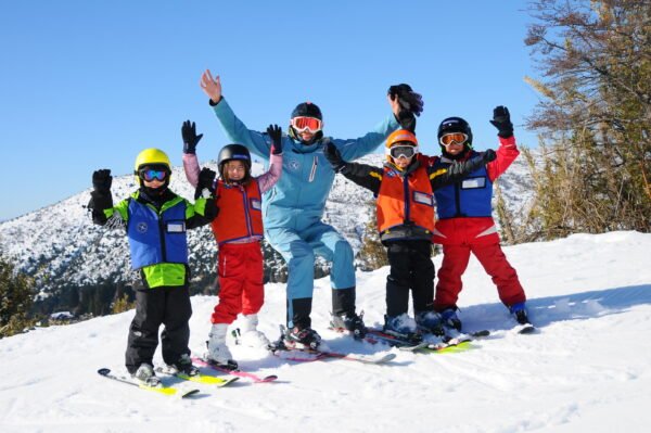 Clase de Ski para Niños – 10 Días Completos (3-13 Años)