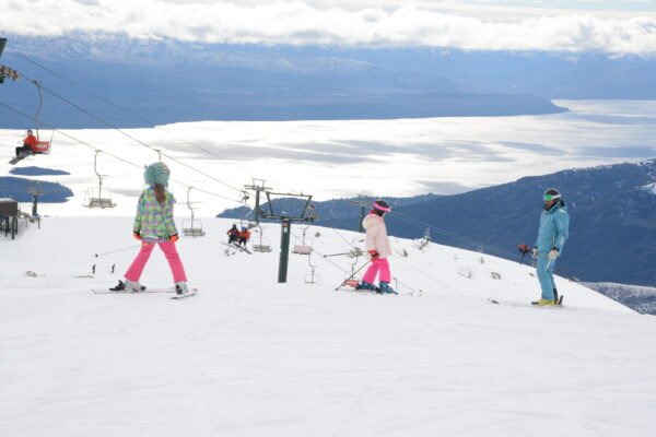 Clase de Ski para Niños - 4 Medios Días (Solo Por la Mañana)
